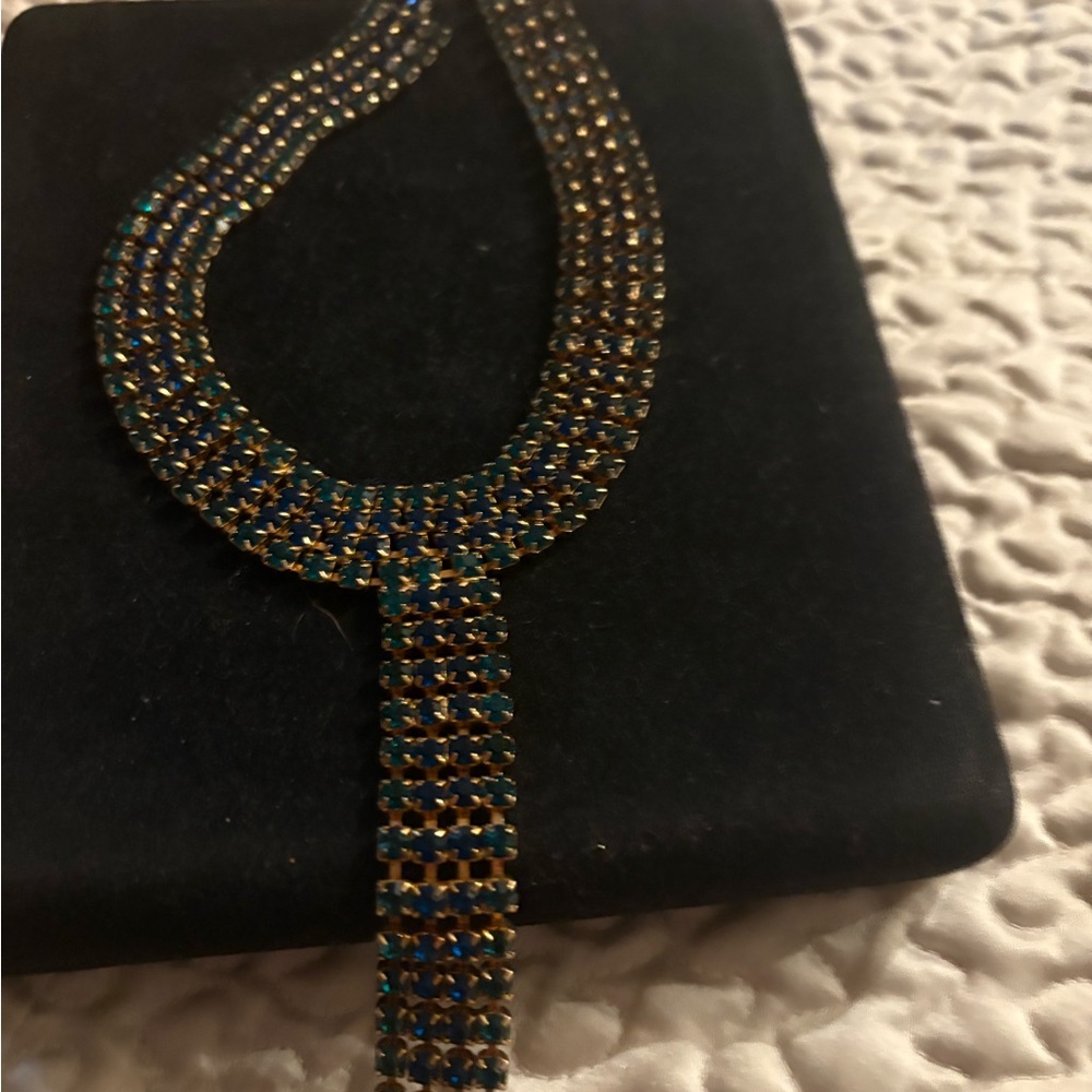 Elegant Gold and Blue Necklace